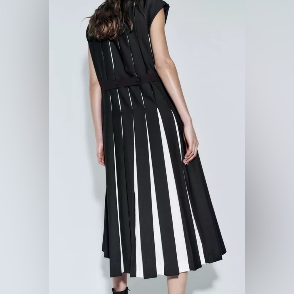 Zara LIMITED EDITION WOOL BLEND BOX PLEAT DRESS. Black. Size XS. New with Tags. - Picture 7 of 17